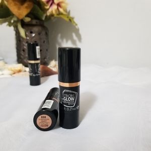 Ultra Golden Galaxy (030) Strobe to glow Highlighter stick Catrice